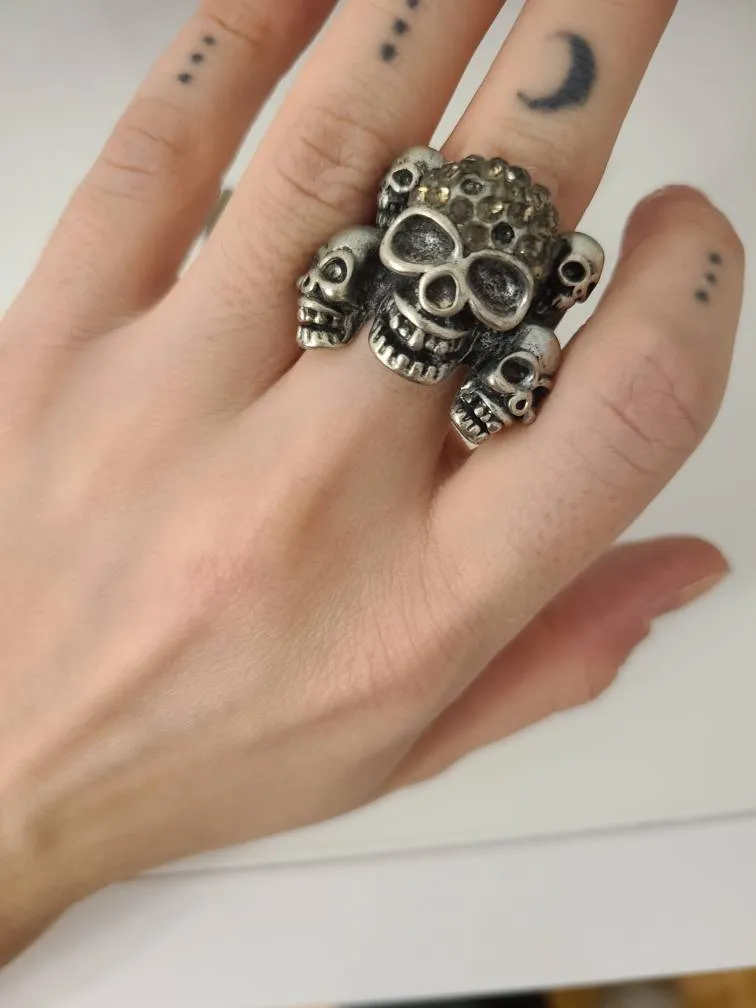 Skull ring photo 1