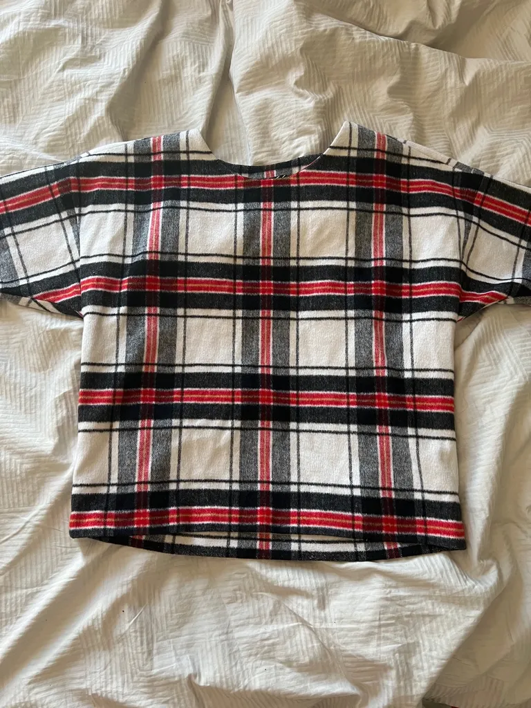 Lord And Taylor Top photo 1