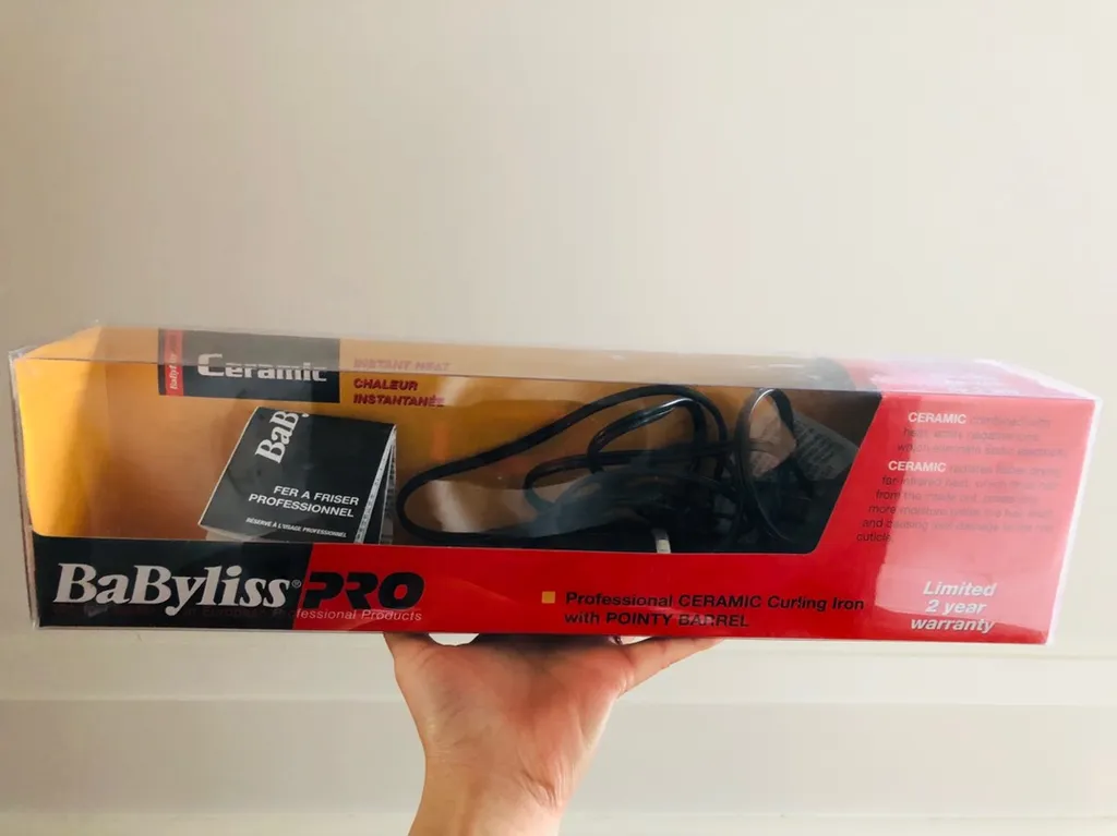 BaByliss Pro Ceramic Curling Iron With Pointy Barrel photo 1