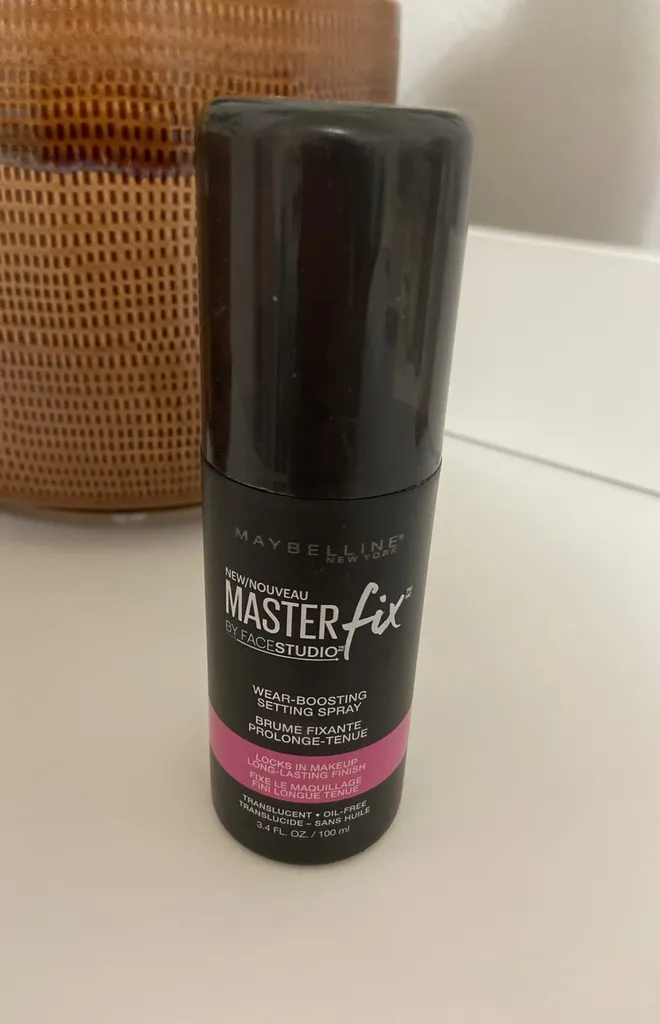 Used Setting Spray - Free photo 1