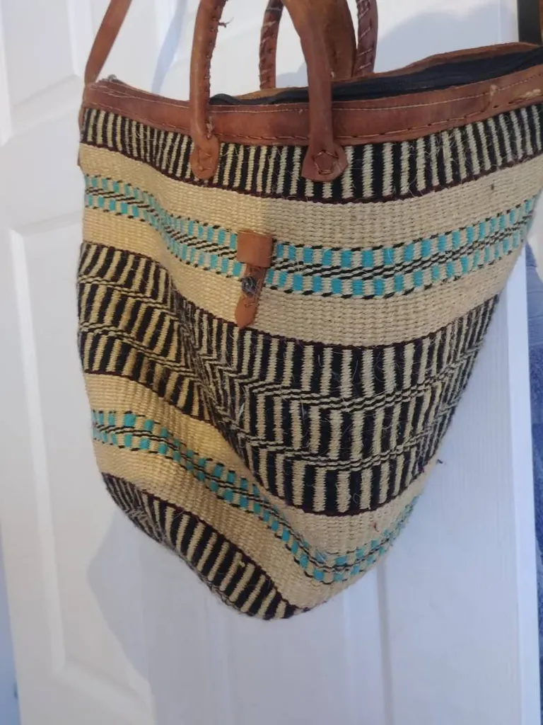 Woven Handbag photo 1