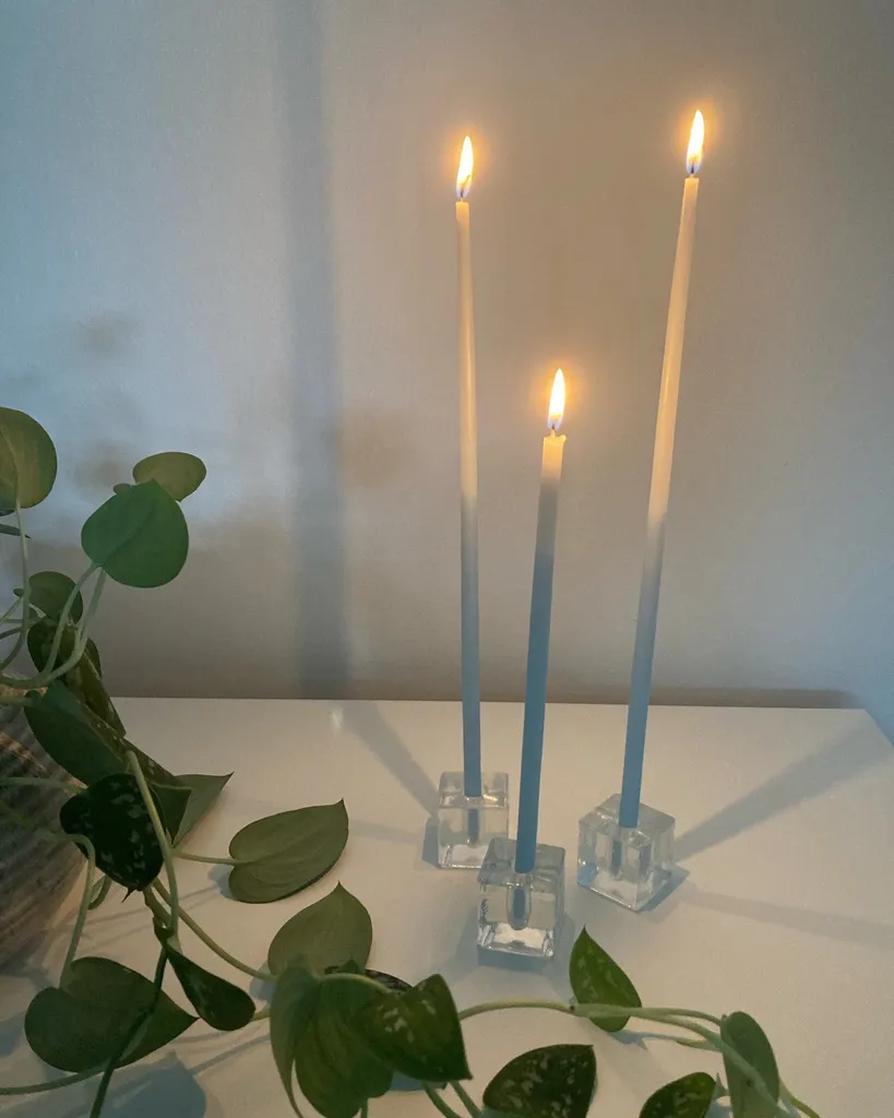 Ice Cube Taper Holders photo 1