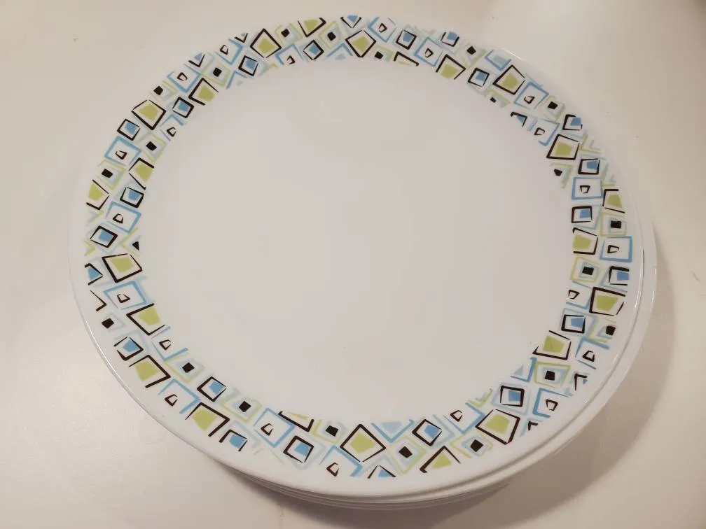Corelle Dinner Plates photo 1
