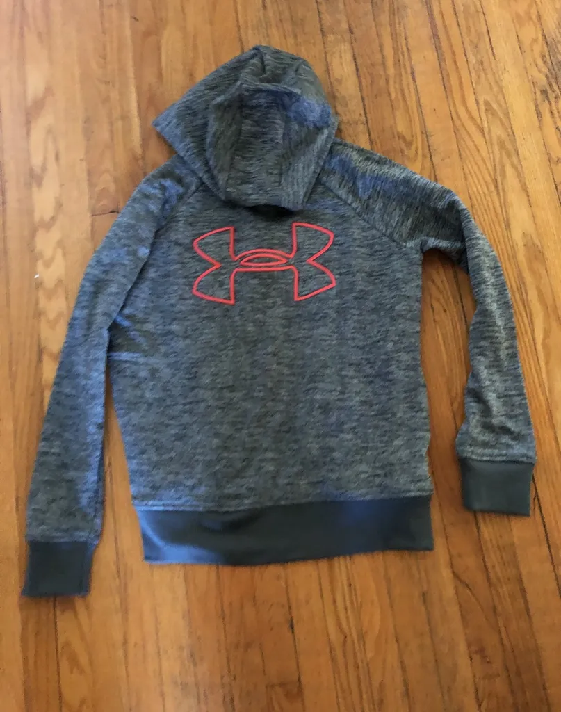 New Under Armour Sweater photo 1