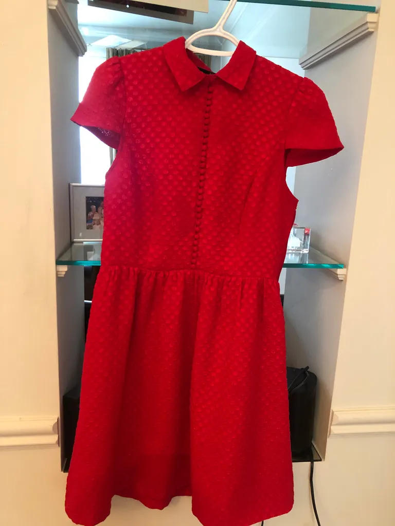 Eye catching red dress - size small photo 1