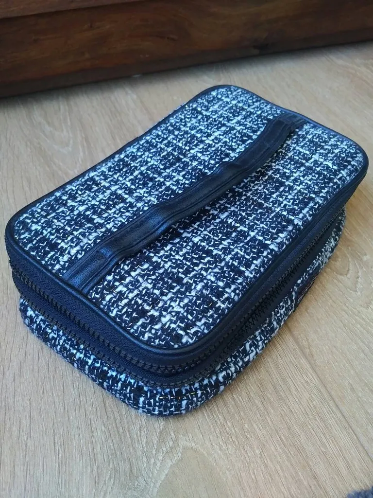Fabric Makeup Bag photo 1