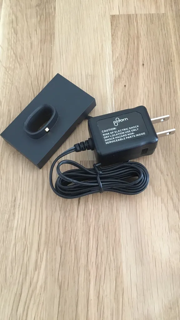 Ploom PAX Home Charger photo 1