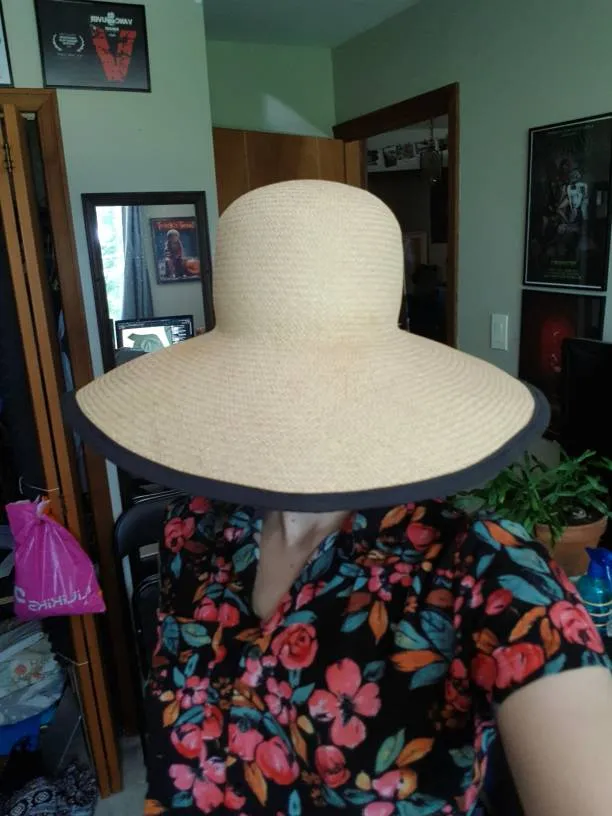 Sunhat photo 1