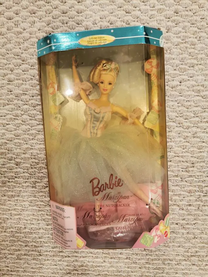 Vintage Barbie (BNIB) photo 1