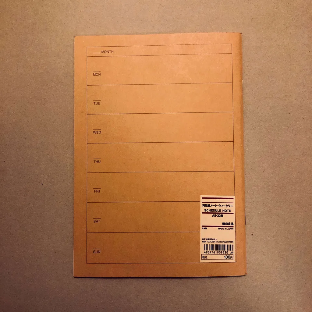 MUJI Undated Weekly Schedule Note Planner - A5 Size - 32 Shee... photo 1