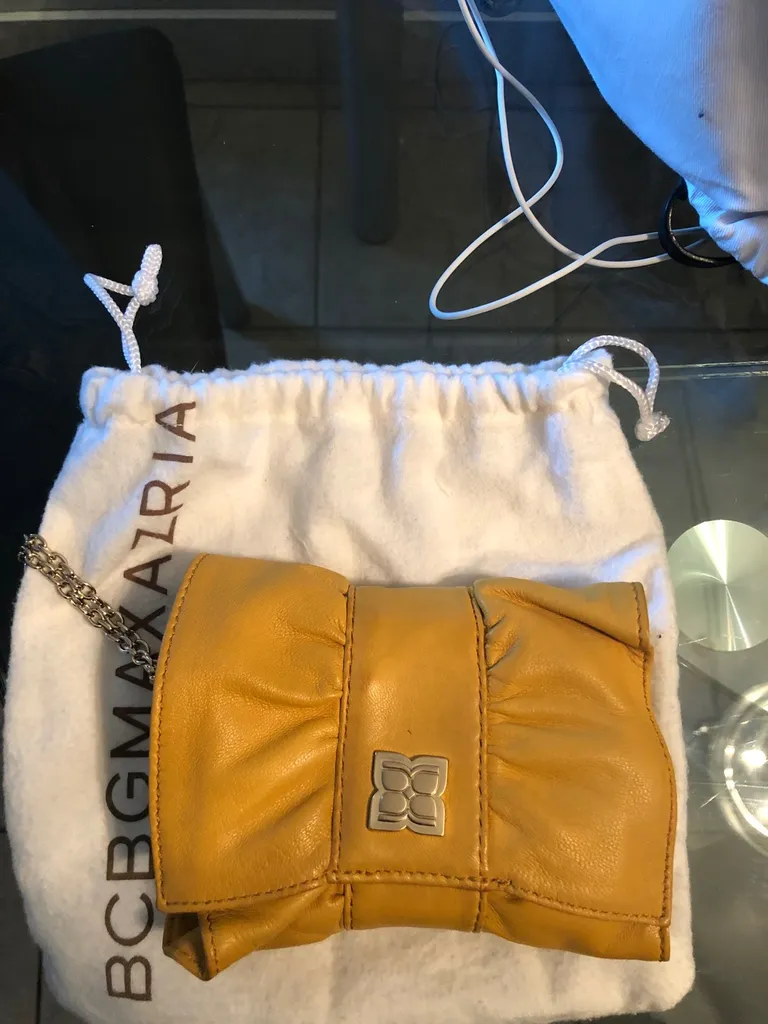 BCBG micro Clutch photo 1