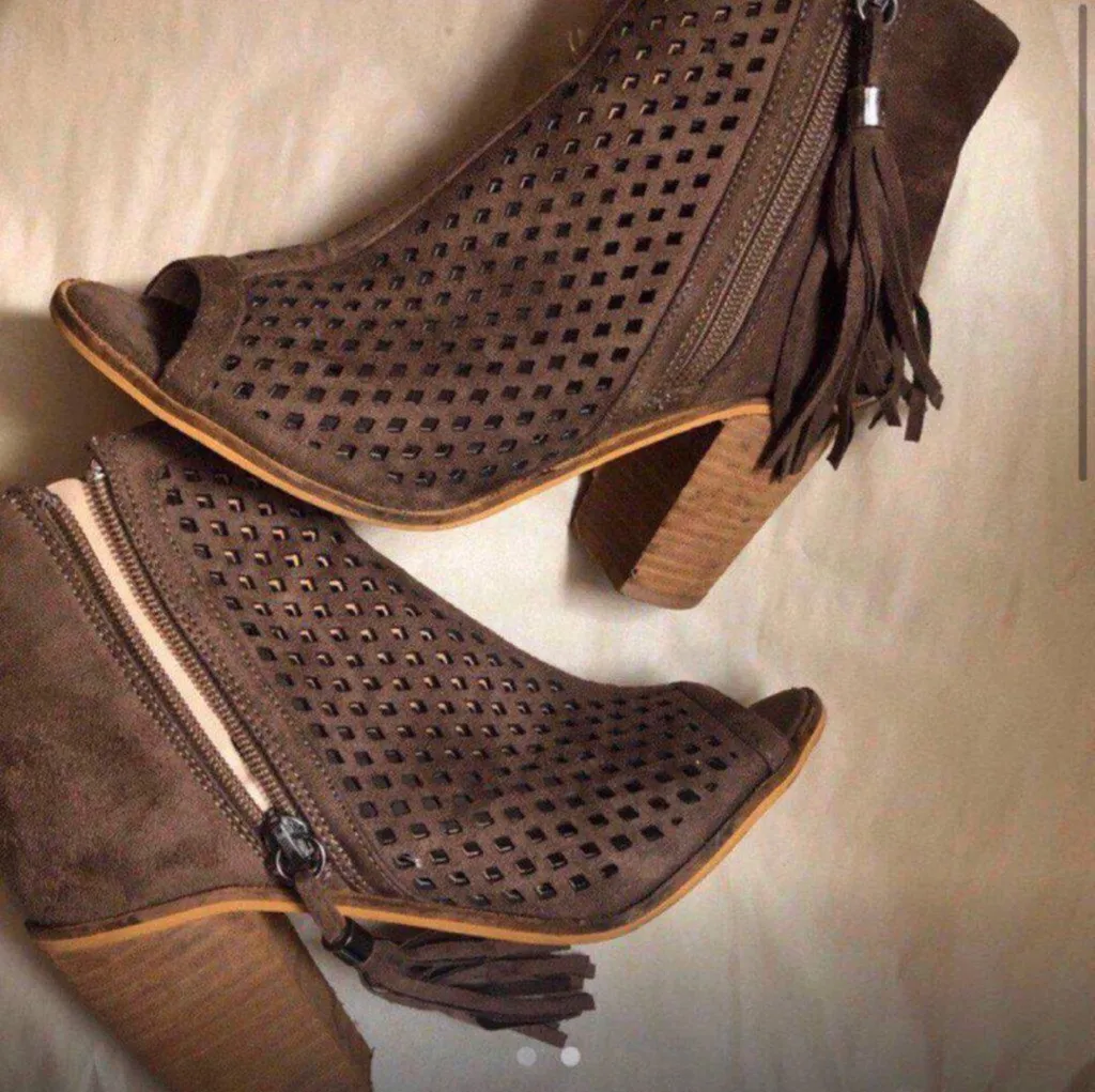 Catherine Manandrino Mooshu Open Toe Heels photo 1