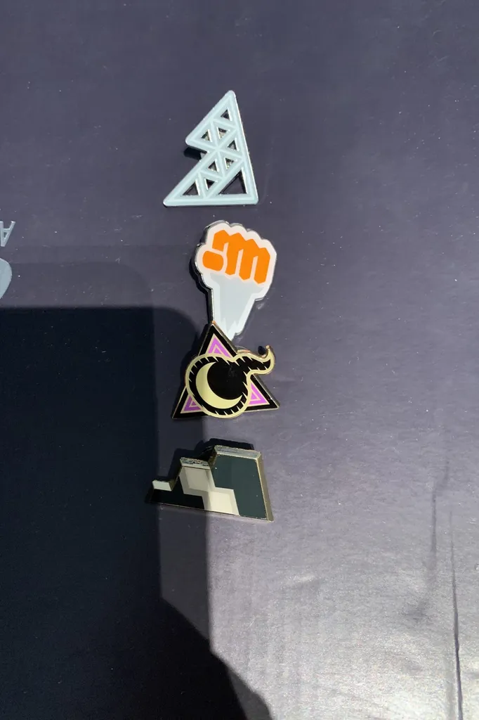 Pokémon Enamel Pins photo 1