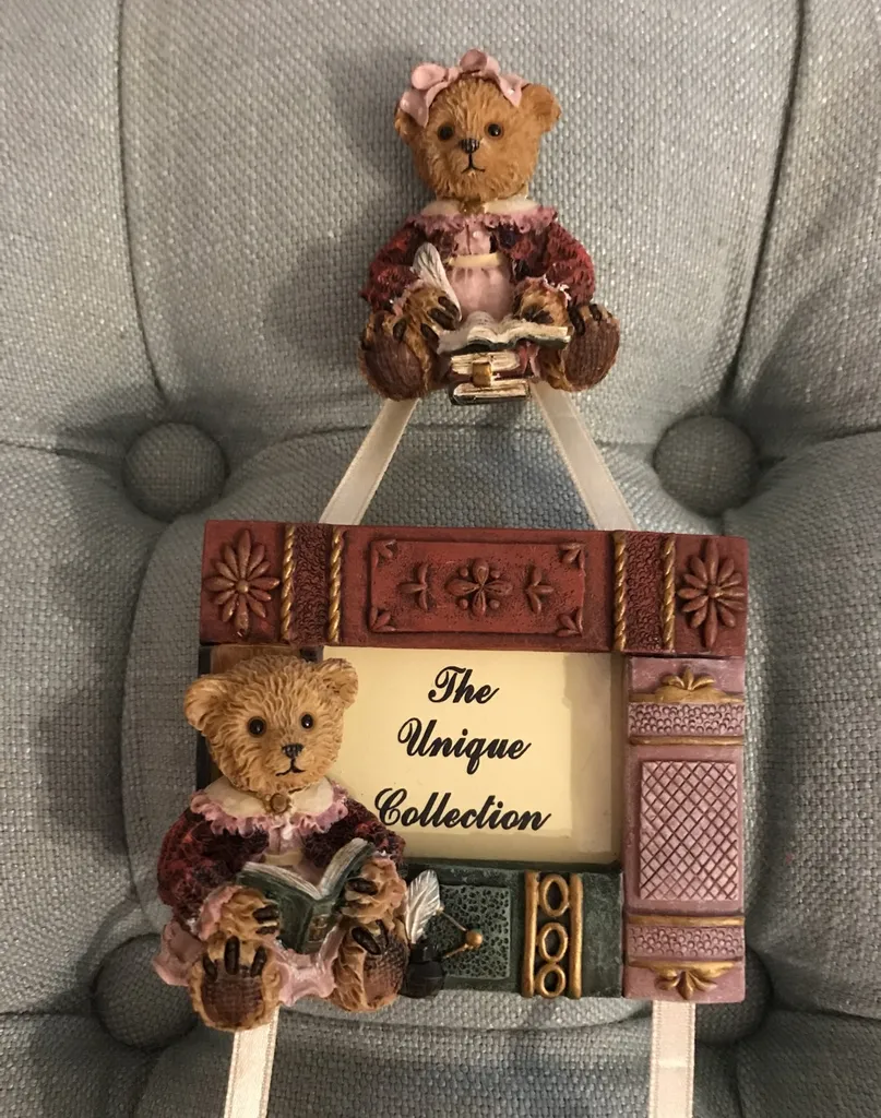 Hanging Teddy Bear Figurine Photo Frame photo 1