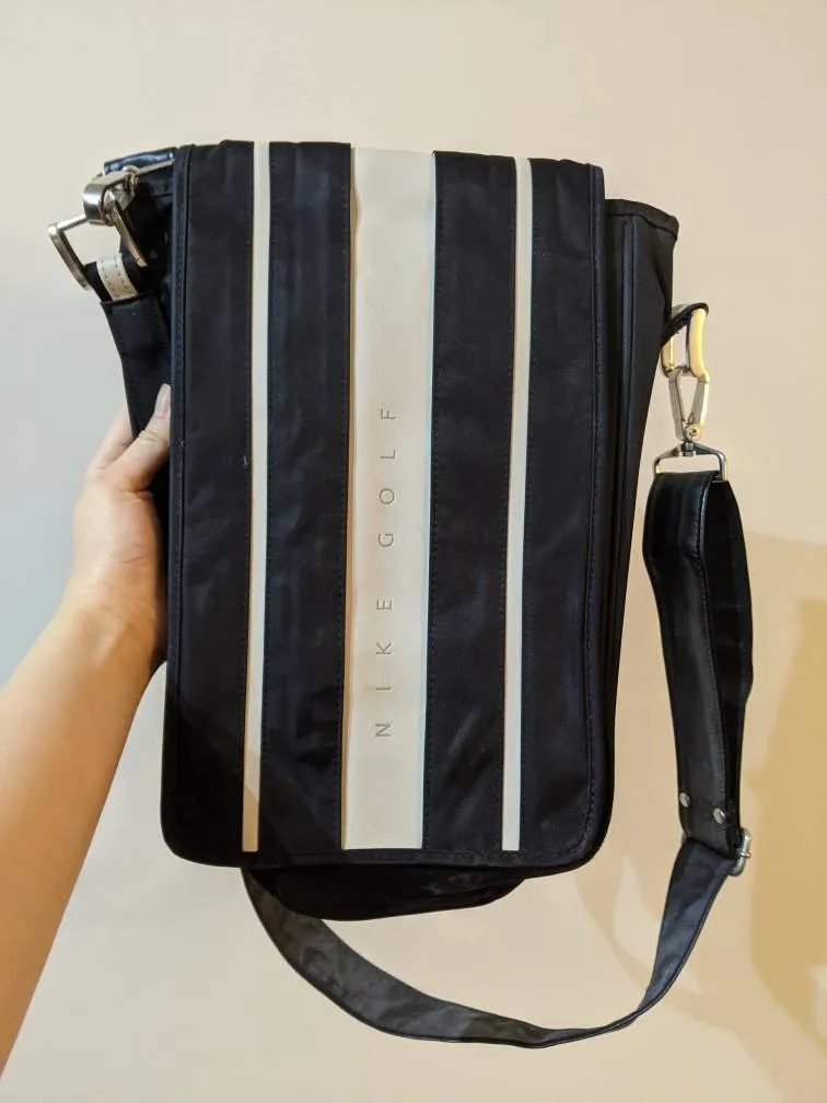 Nike Golf Bag photo 1