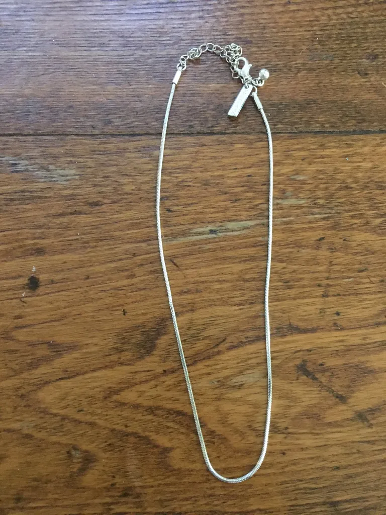 Faux Silver Chain. photo 1
