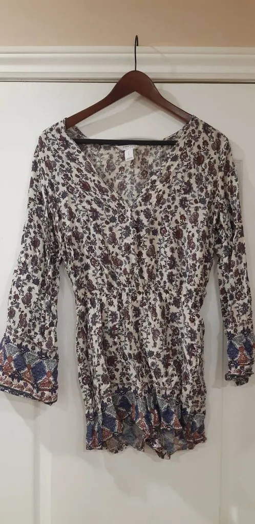 Romper Floral W Bell Sleeves photo 1