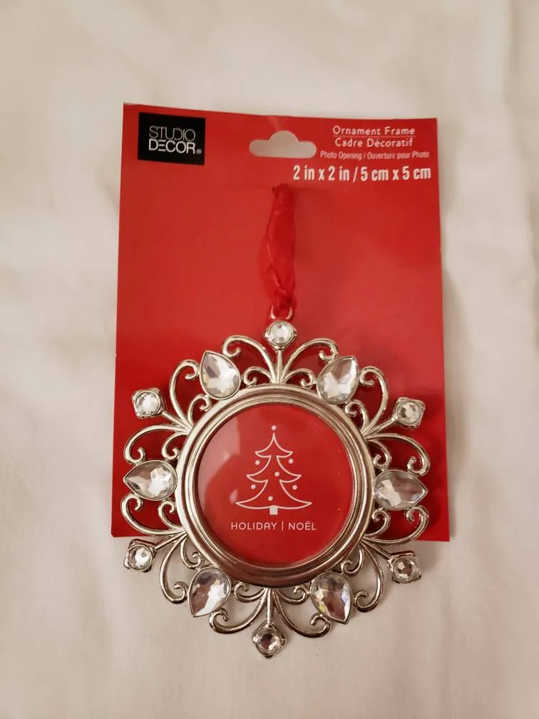 Hanging Picture Frame Ornament photo 1