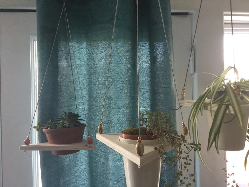 Hanging Planter photo 1