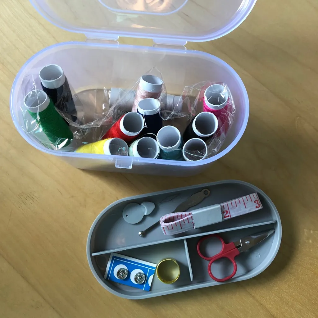 Sewing Kit photo 1
