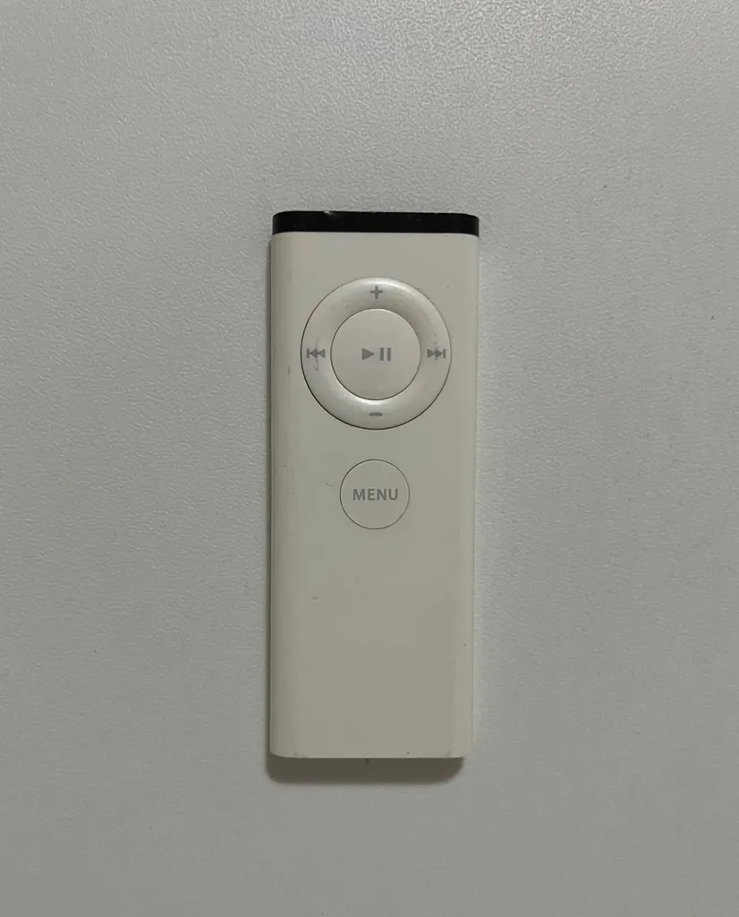 Authentic Apple MacBook Remote photo 1