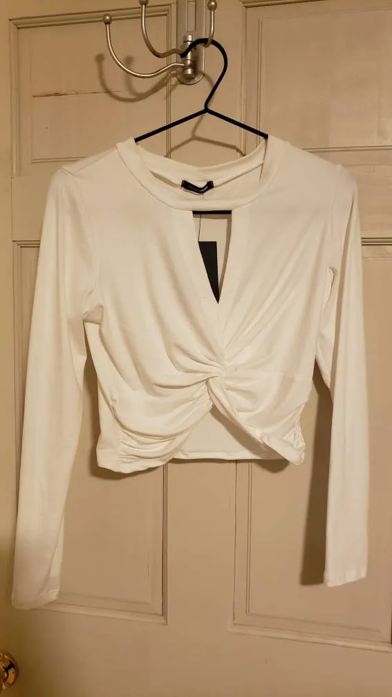 BNWT Fashionnova Crop Top Size M photo 1