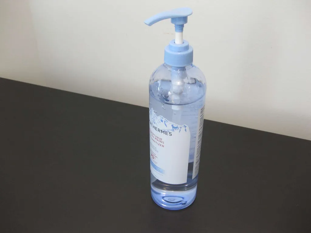 antibacterial gel pretty much unused photo 1