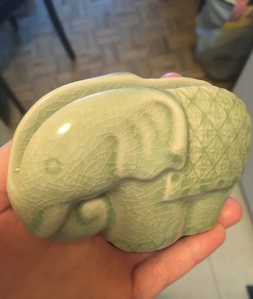 New Jade Elephant Napkin Holder photo 1