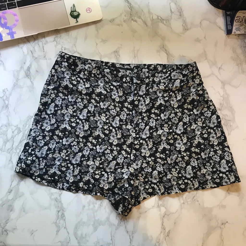 Floral Shorts photo 1