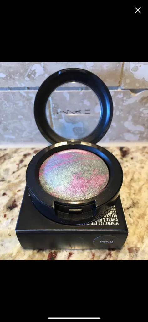 MAC Cosmetics - Eye Shadow - Tropics photo 1