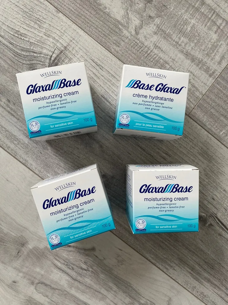 Glaxal base Moisturizing cream photo 1