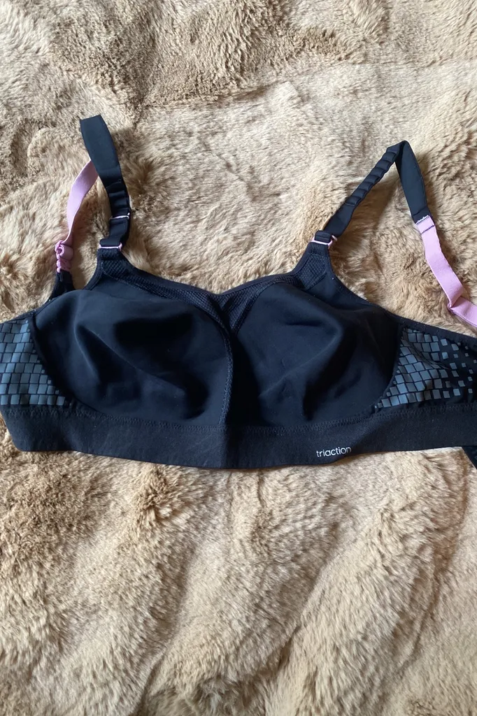 36C Triaction By Triumph Sports Bra photo 1