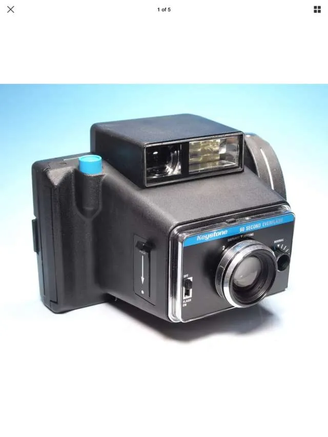 Vintage Working Polaroid Camera photo 1
