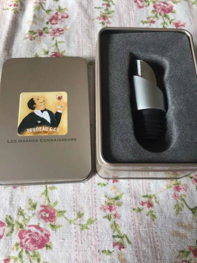 Wine Pourer With Closure 🍷 photo 1