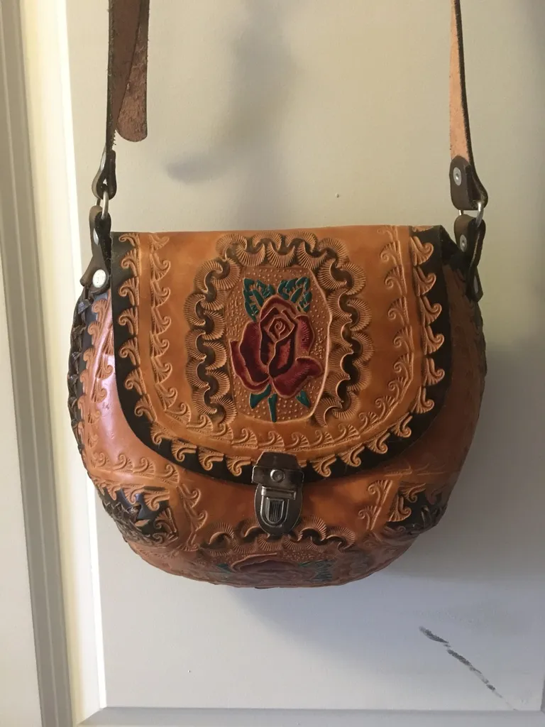 Vintage Hand Tooled Leather Purse photo 1