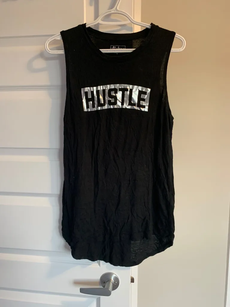 work out tank photo 1