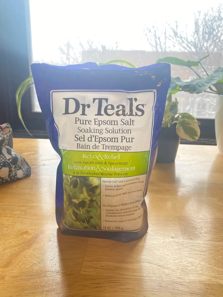 SMALL bag of bath salts photo 1