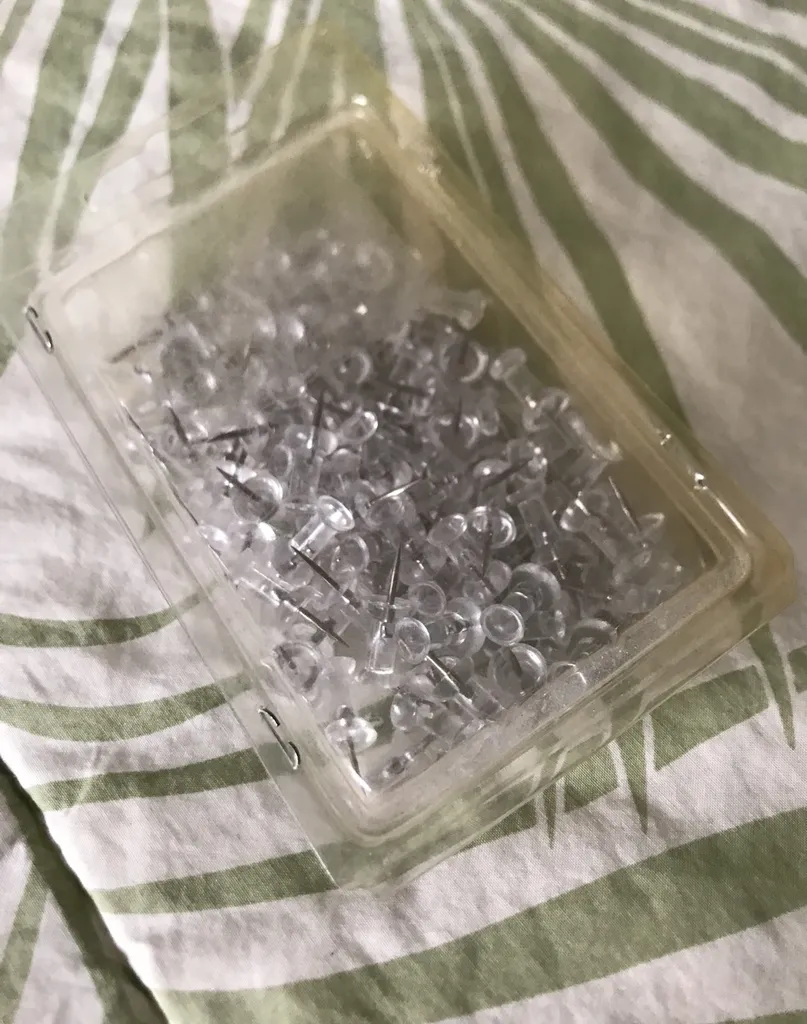 Clear Pins photo 1