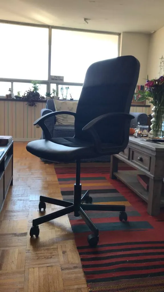 Officer Chair photo 1