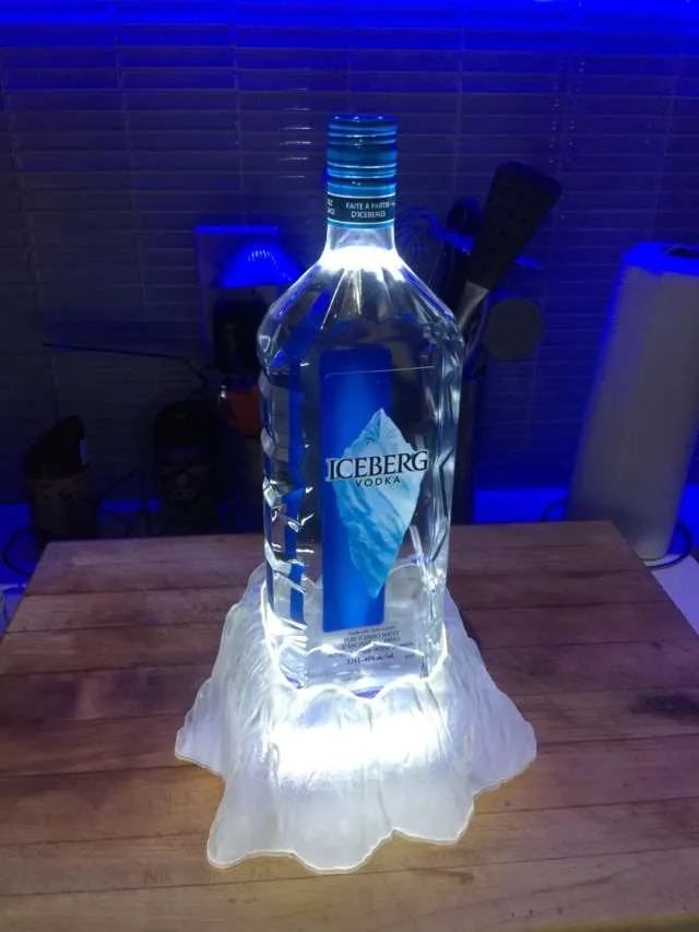 Iceberg Vodka Illuminated Display Stand photo 1