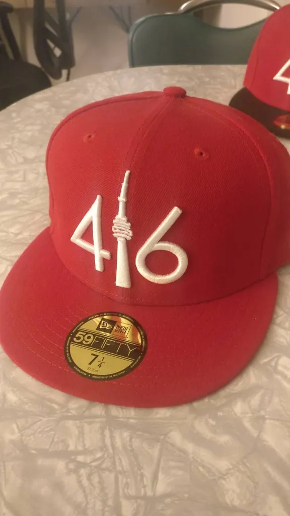 416 New Era Hats - Never worn photo 1