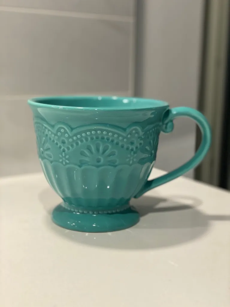 Very Large Teacup-Style Mug photo 1