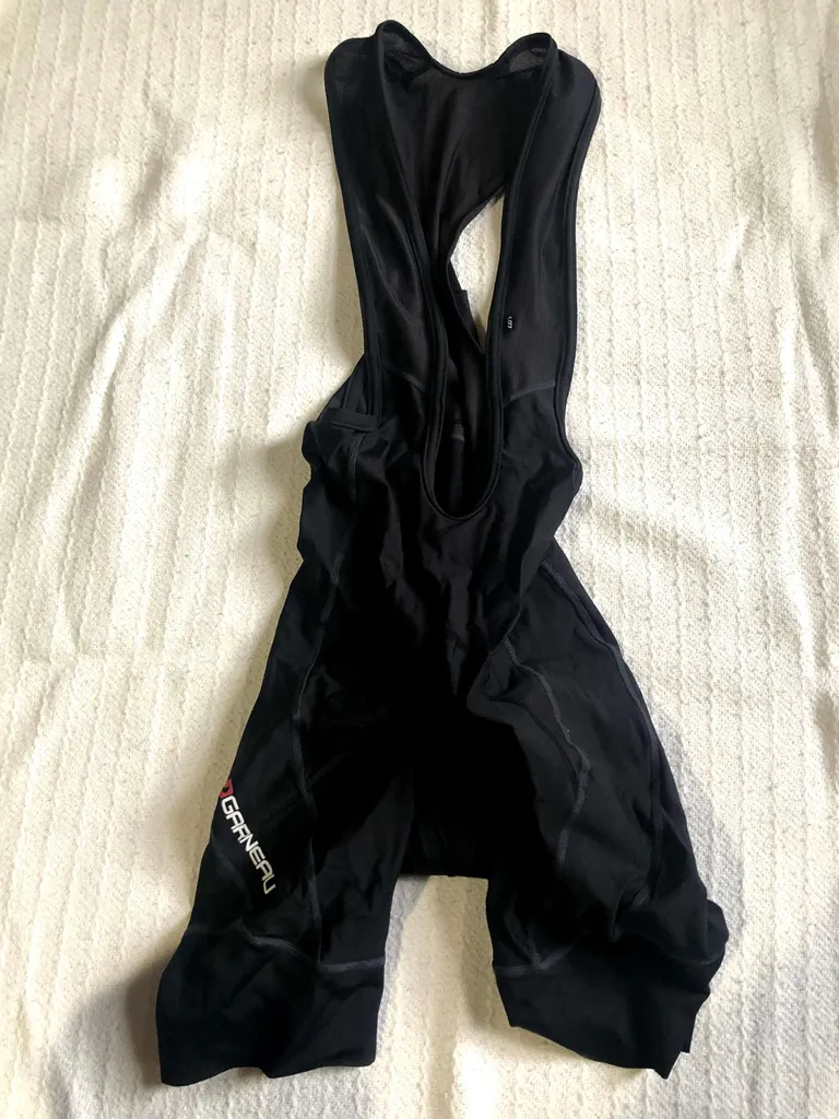 LG Airgel Bib photo 1