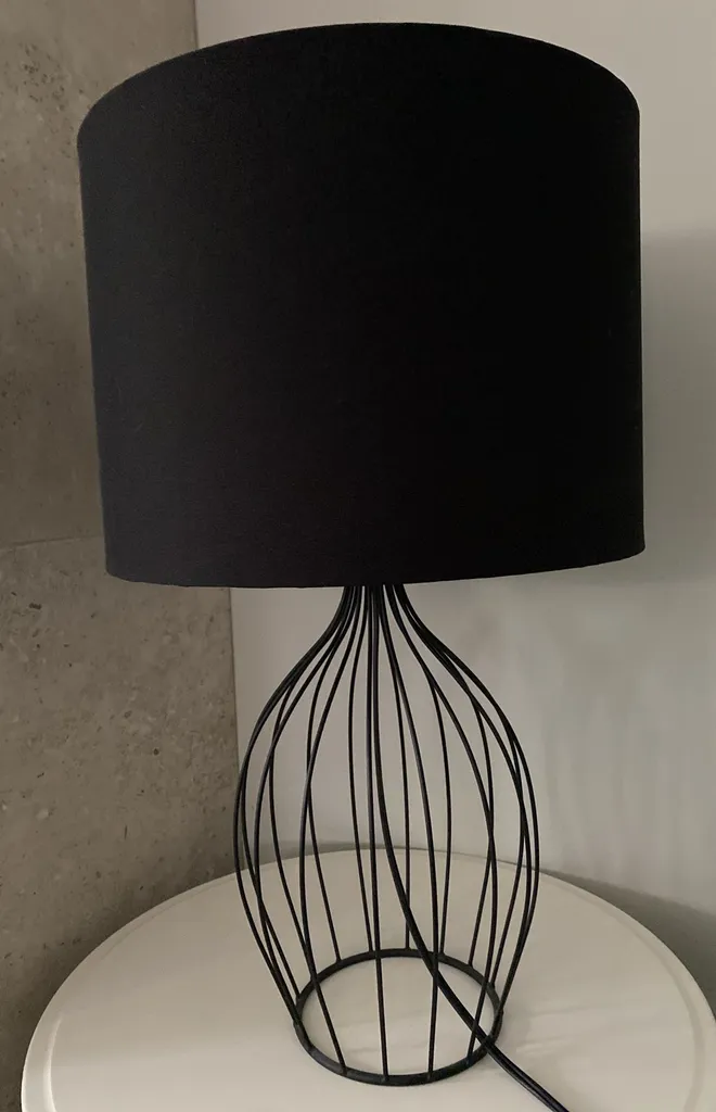 wire lamp with Black shade photo 1