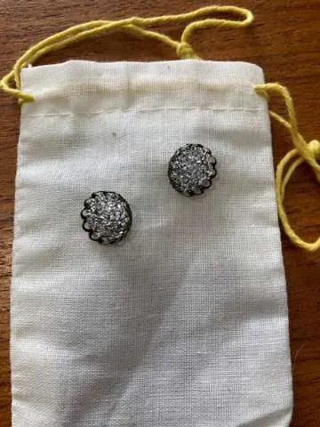 Post earrings. Free with trade. photo 1