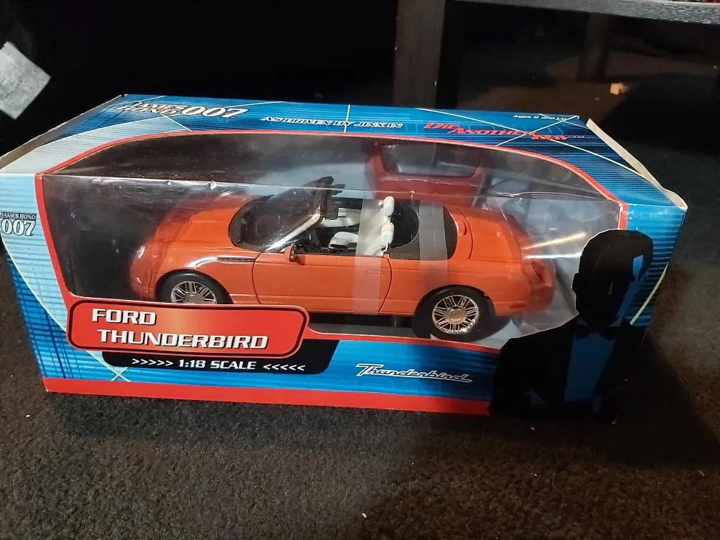 Thunder Bird James Bond Collectable Car photo 1
