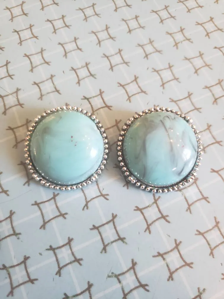 Clip-On Earrings photo 1