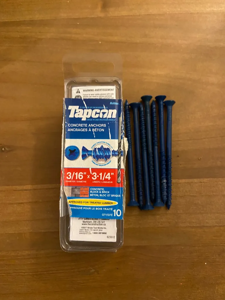 7 Concrete Anchor Screws photo 1