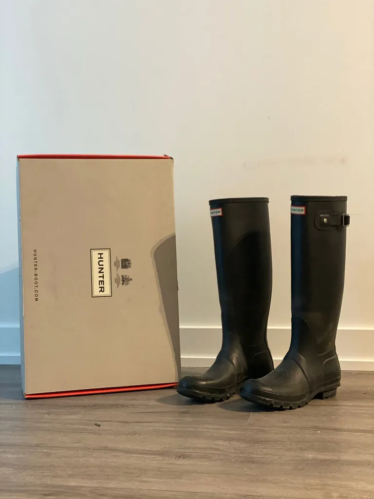 Hunter Boots (size 8) photo 1