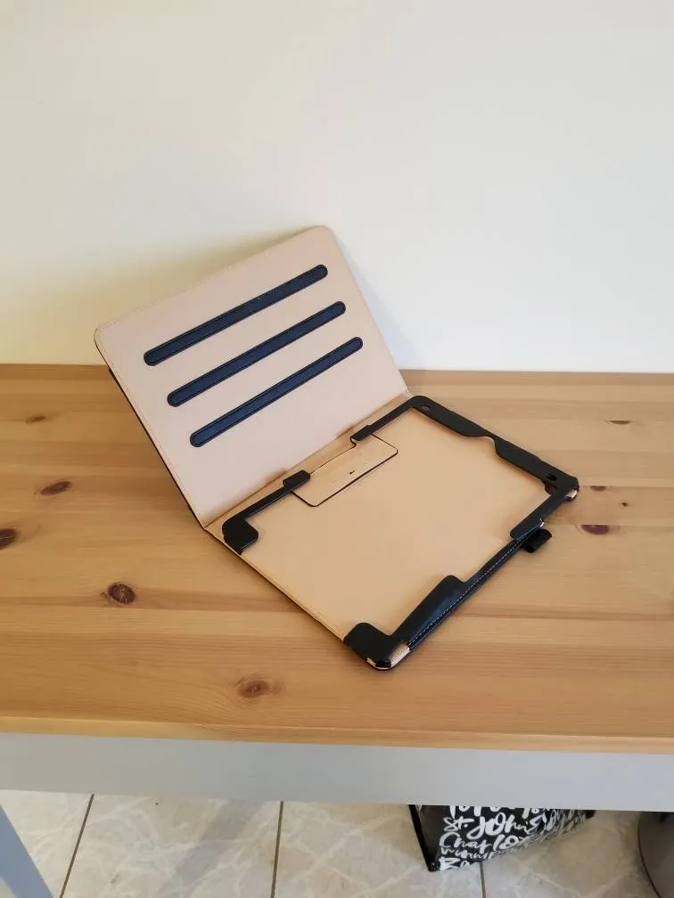Ipad Case photo 1